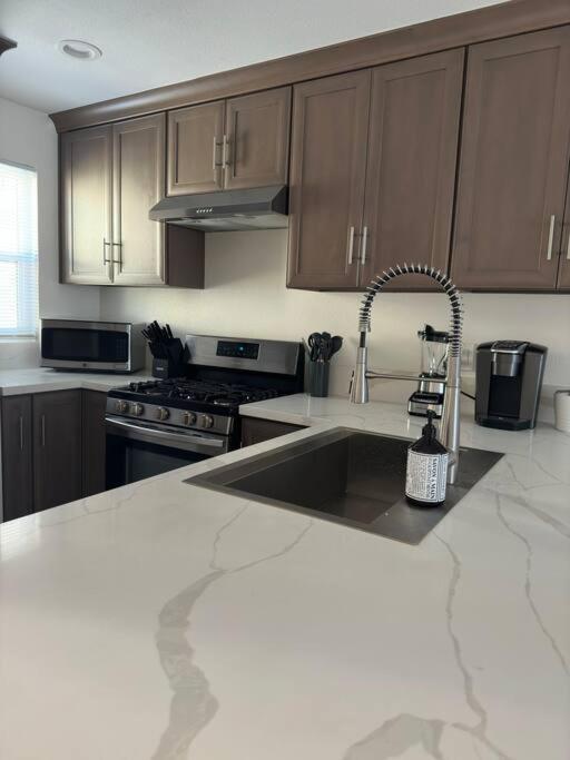 Modern Retreat 1 Mi. From Disney Anaheim Zewnętrze zdjęcie
